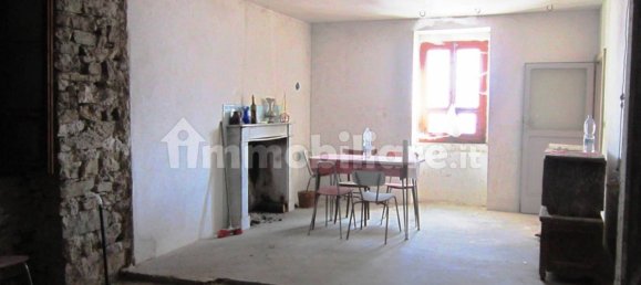 Дом с 3 спальнями в Аньоне, Италия № 341641 4