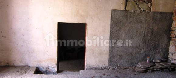 Дом с 3 спальнями в Аньоне, Италия № 341641 16