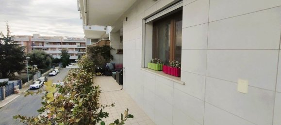 3 rooms Apartment in Rome, Italy No. 46250 24