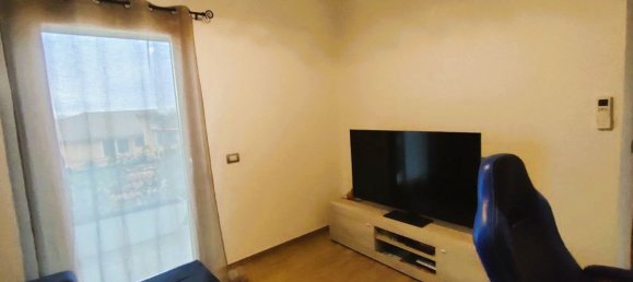 3 rooms Apartment in Rome, Italy No. 46250 7