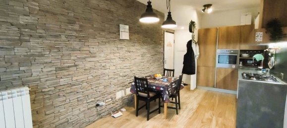 3 rooms Apartment in Rome, Italy No. 46250 3