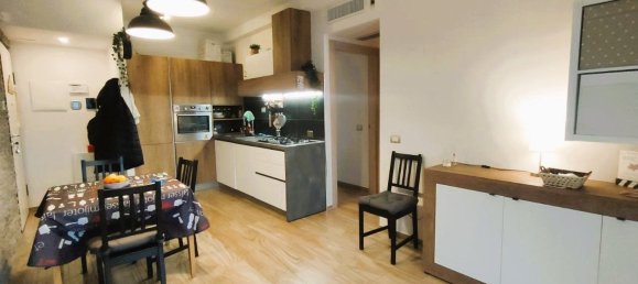3 rooms Apartment in Rome, Italy No. 46250 4