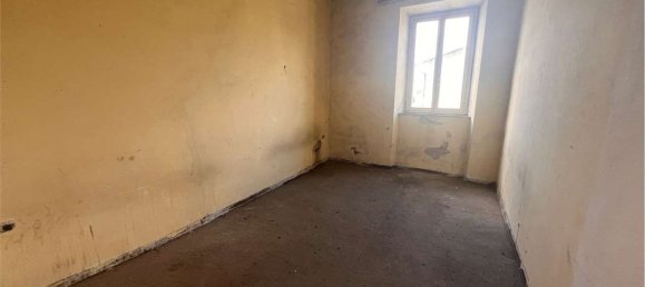 10 rooms House in Porcari, Italy No. 258693 9