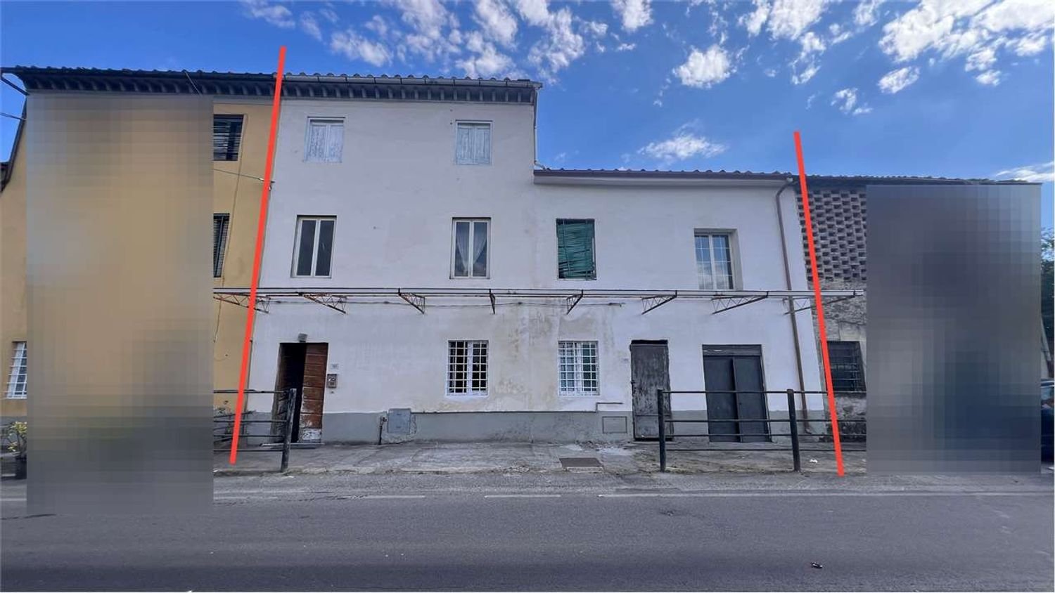 10 rooms House in Porcari, Italy No. 258693