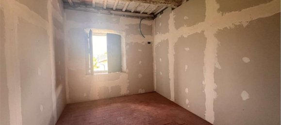 10 rooms House in Porcari, Italy No. 258693 12