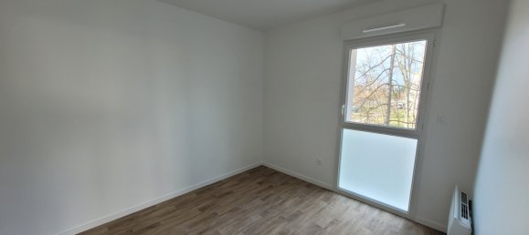 2 bedrooms Apartment in Chartres, France No. 61959 4