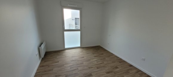 2 bedrooms Apartment in Chartres, France No. 61959 5