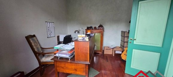 4 bedrooms Villa in Pisa, Italy No. 274009 20