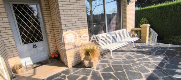 4 bedrooms House in Renescure, France No. 236354 3