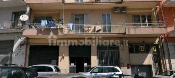 Коммерческая недвижимость с 3 комнатами в Рагуза, Италия № 75861 10