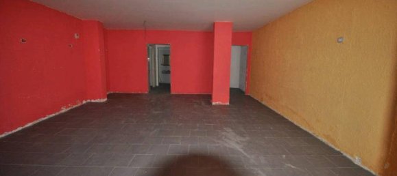 Коммерческая недвижимость с 3 комнатами в Рагуза, Италия № 75861 3