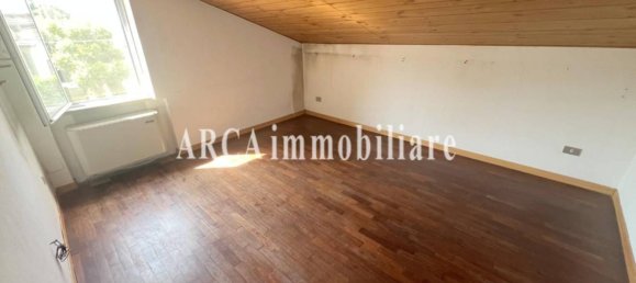 Вилла с 4 спальнями в Пьетрасанта, Италия № 300589 9