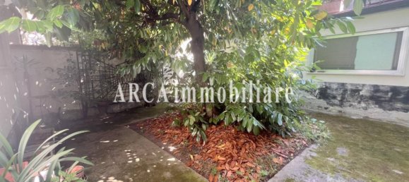 Вилла с 4 спальнями в Пьетрасанта, Италия № 300589 12