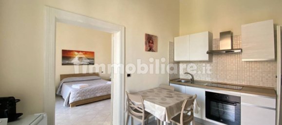 1 bedroom Apartment in Bari, Italy No. 270804 2