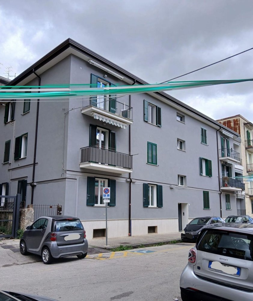 4-salle Appartement à Avellino, Italy No. 227634