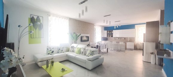 4-salle Appartement à Avellino, Italy No. 227634 20