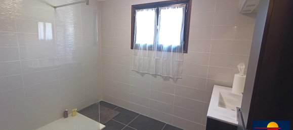 Villa de 3 dormitorios en Sarrola-Carcopino, France No. 61297 3