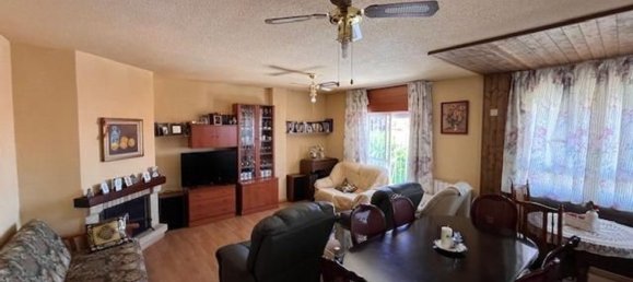 4 غرف نوم منزل في La Zubia, Spain رقم 129656 16