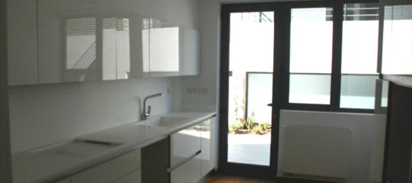 Propiedad de 4 dormitorios en Elliniko, Greece No. 6679 3