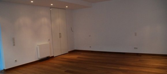 Propiedad de 4 dormitorios en Elliniko, Greece No. 6679 6