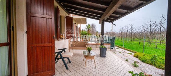 2-Zimmer Wohnung in Castelfranco Emilia, Italy, Nr. 197352 10