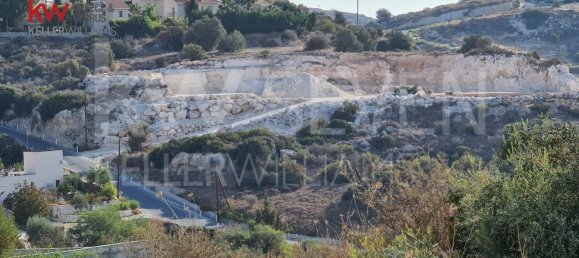 1732m² Land for sale in Agios Tychonas, Limassol, Cyprus № 26571 6