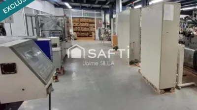 Propriété commerciale à Xirivella, Spain 1003m² No. 150005