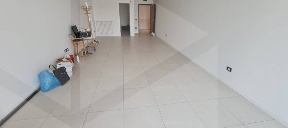 4 rooms Office in Aversa, Italy No. 19063 17