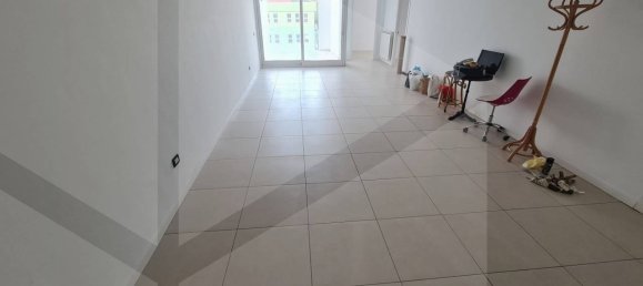 4 rooms Office in Aversa, Italy No. 19063 14