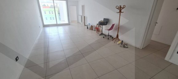 4 rooms Office in Aversa, Italy No. 19063 15