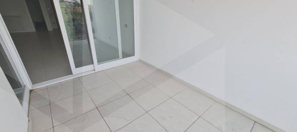 4 rooms Office in Aversa, Italy No. 19063 3