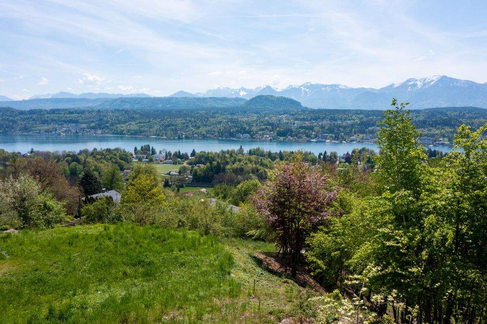  Land in Velden am Worther See, Austria No. 237817
