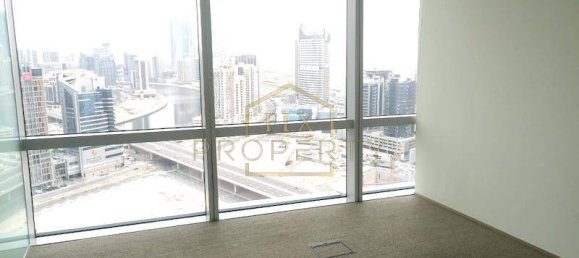 191.8m² Office in Business Bay, UAE No. 7502 3