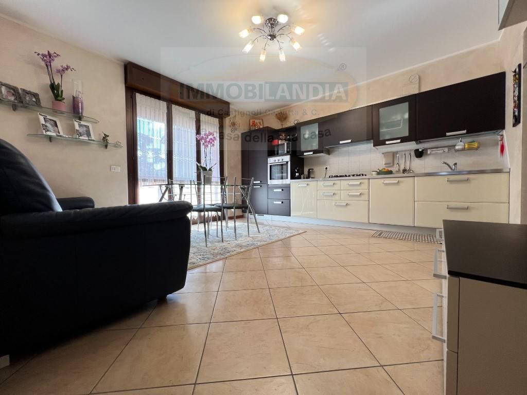 3-Zimmer Wohnung in Paullo, Italy, Nr. 34942