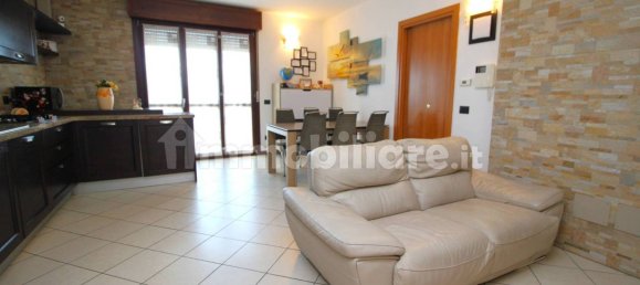 Квартира с 1 спальней в Кастелланца, Италия № 302047 3