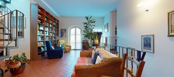 2 Schlafzimmer Haus in Gallicano, Italy, Nr. 233376 16