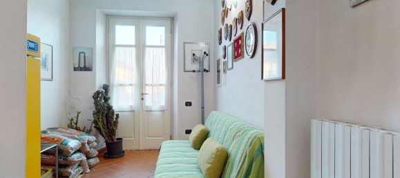 2 Schlafzimmer Haus in Gallicano, Italy, Nr. 233376 8