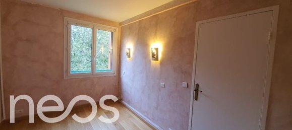 Apartamento de 3 dormitorios en Clichy-sous-Bois, France No. 364009 8