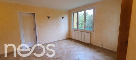 Apartamento de 3 dormitorios en Clichy-sous-Bois, France No. 364009 6