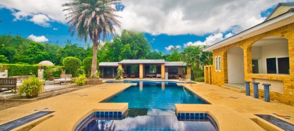 6 bedrooms Cafe / restaurant in Pattaya, Thailand No. 1645 26