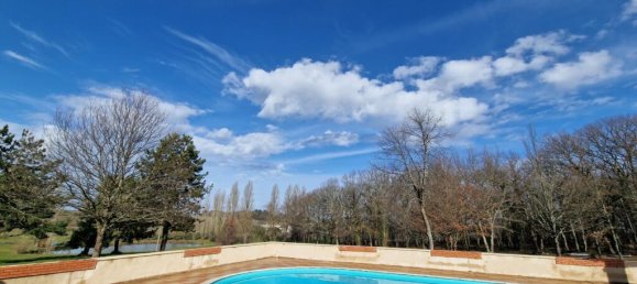 11 Schlafzimmer Haus in Gensac, France, Nr. 339229 3