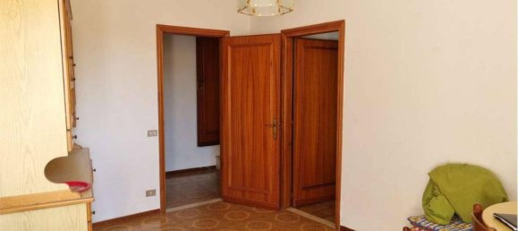 5-Zimmer Wohnung in Passignano sul Trasimeno, Italy, Nr. 71521 3