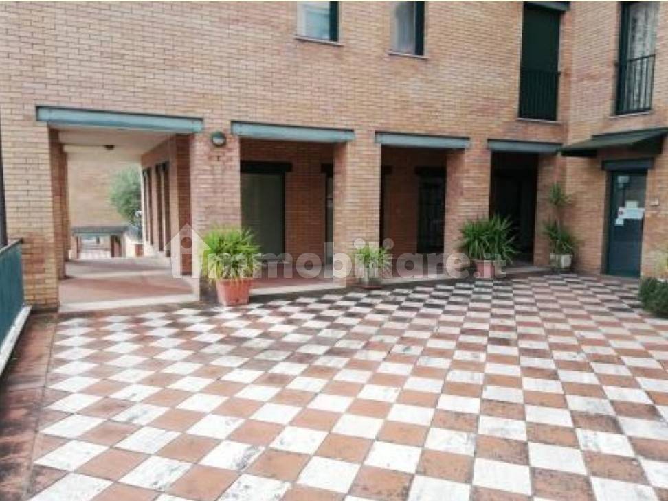 2-Zimmer Büro in Casoli, Italy, Nr. 250787