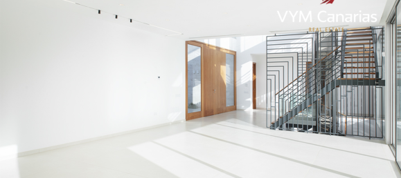 5 غرف نوم فيلا في La Caleta, Spain رقم 14905 8