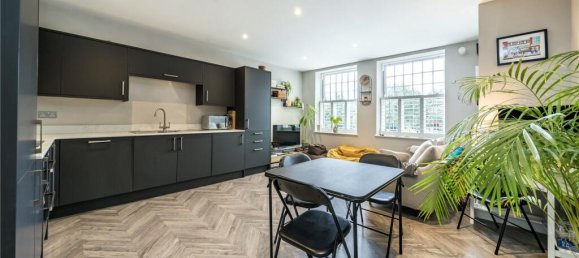 1 bedroom Apartment in London, United Kingdom No. 12950 2