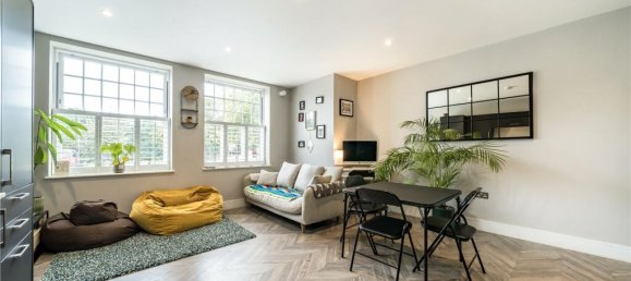 1 bedroom Apartment in London, United Kingdom No. 12950 8