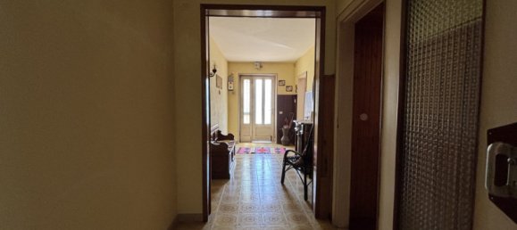 3 rooms House in Creazzo, Italy No. 351445 23