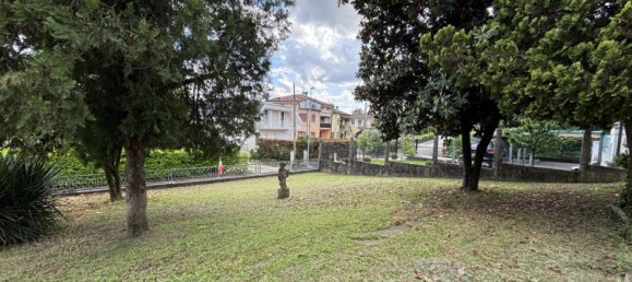 3 rooms House in Creazzo, Italy No. 351445 10