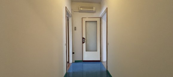 3 rooms House in Creazzo, Italy No. 351445 32