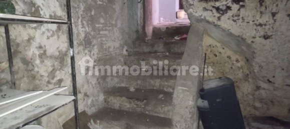 28m² Warehouse in Naples, Italy No. 370507 13